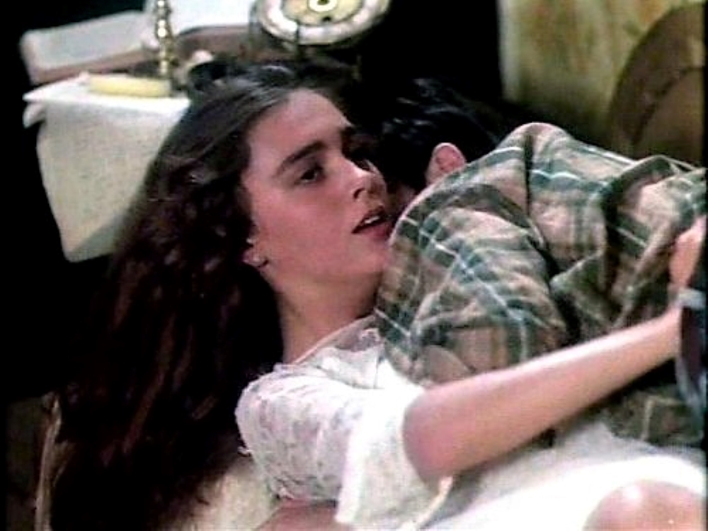 David Guerrero and Adriana Herrán in Carne de tu carne (1983)