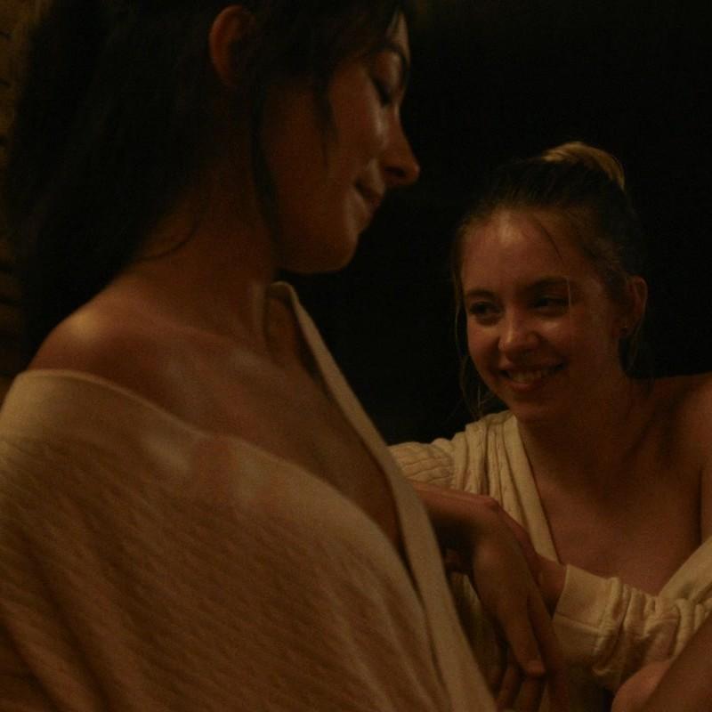 Sydney Sweeney and Natasha Liu Bordizzo in The Voyeurs (2021)