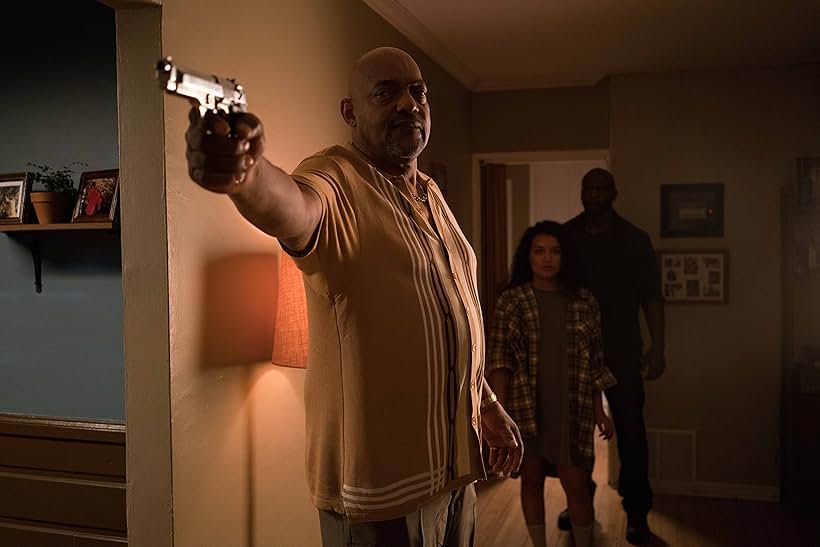 Terry Crews, Ken Foree, and Jamila Velazquez in John Henry (2020)