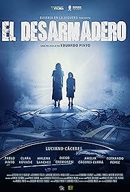 Amelia Cáceres and Clara Kovacic in El Desarmadero (2021)