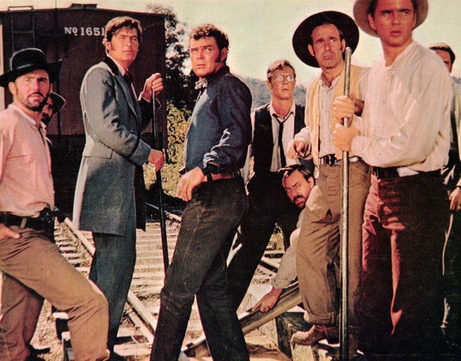 Harry Carey Jr., Eddie Firestone, John Lupton, Don Megowan, Fess Parker, Kenneth Tobey, and Jeff York in The Great Locomotive Chase (1956)