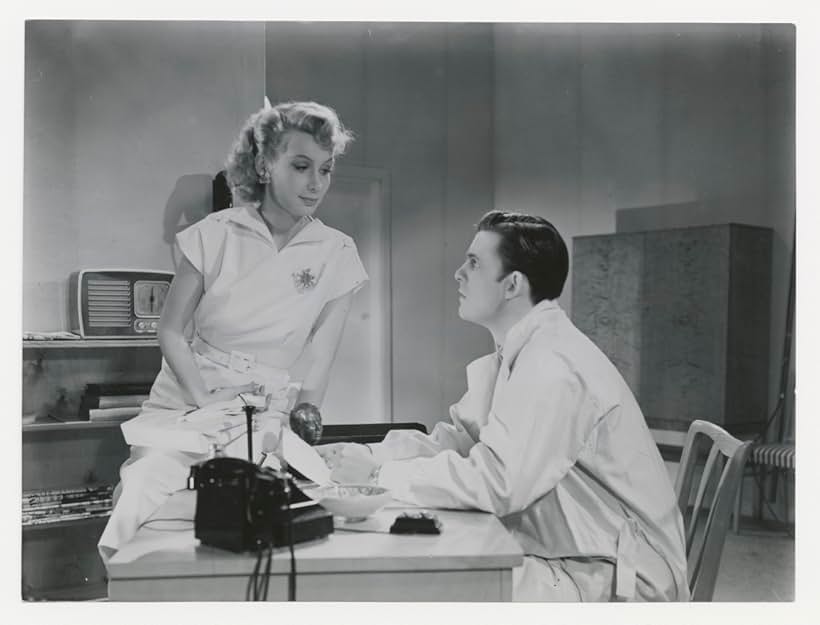 Alf Kjellin and Doris Svedlund in Divorced (1951)