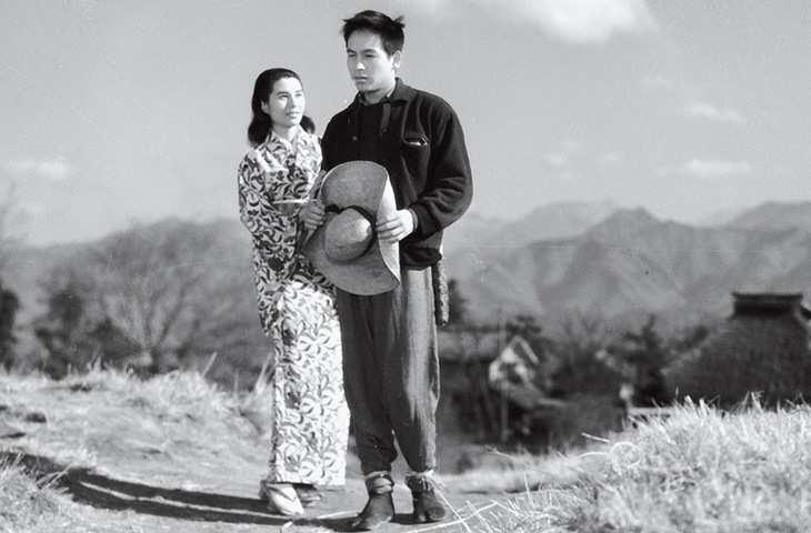 Yûsuke Kawazu and Yoshiko Kuga in The Snow Flurry (1959)