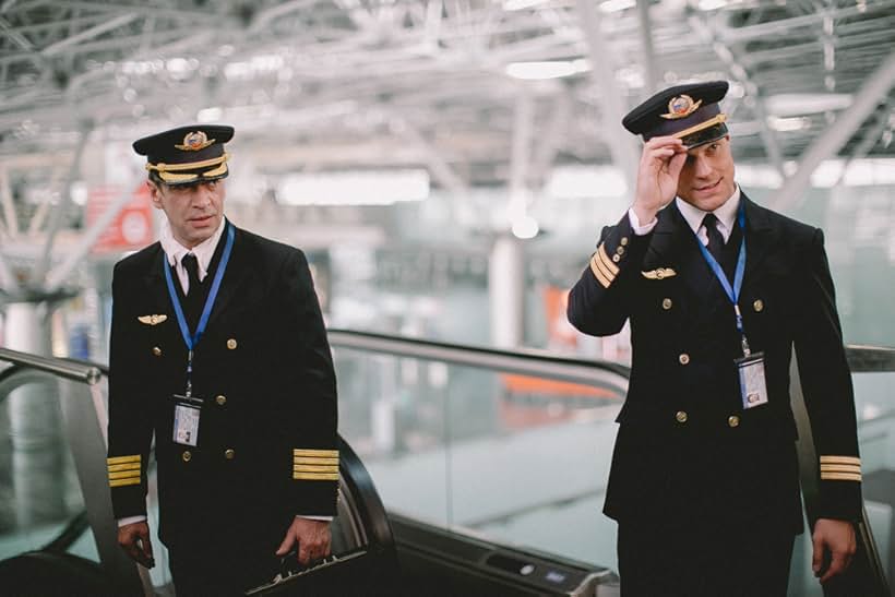 Vladimir Mashkov and Danila Kozlovskiy in Flight Crew (2016)