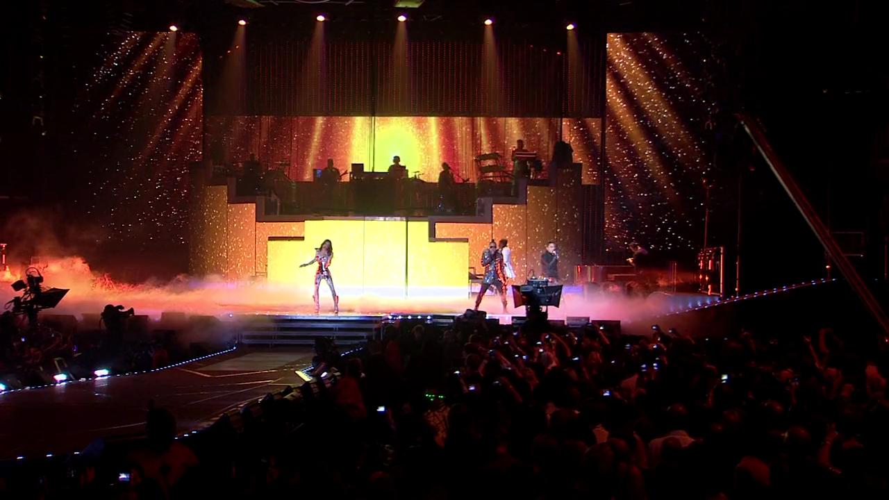 Fergie, The Black Eyed Peas, Taboo, Apl.de.Ap, and Will.i.am in The Black Eyed Peas: The E.N.D. World Tour Live (2010)