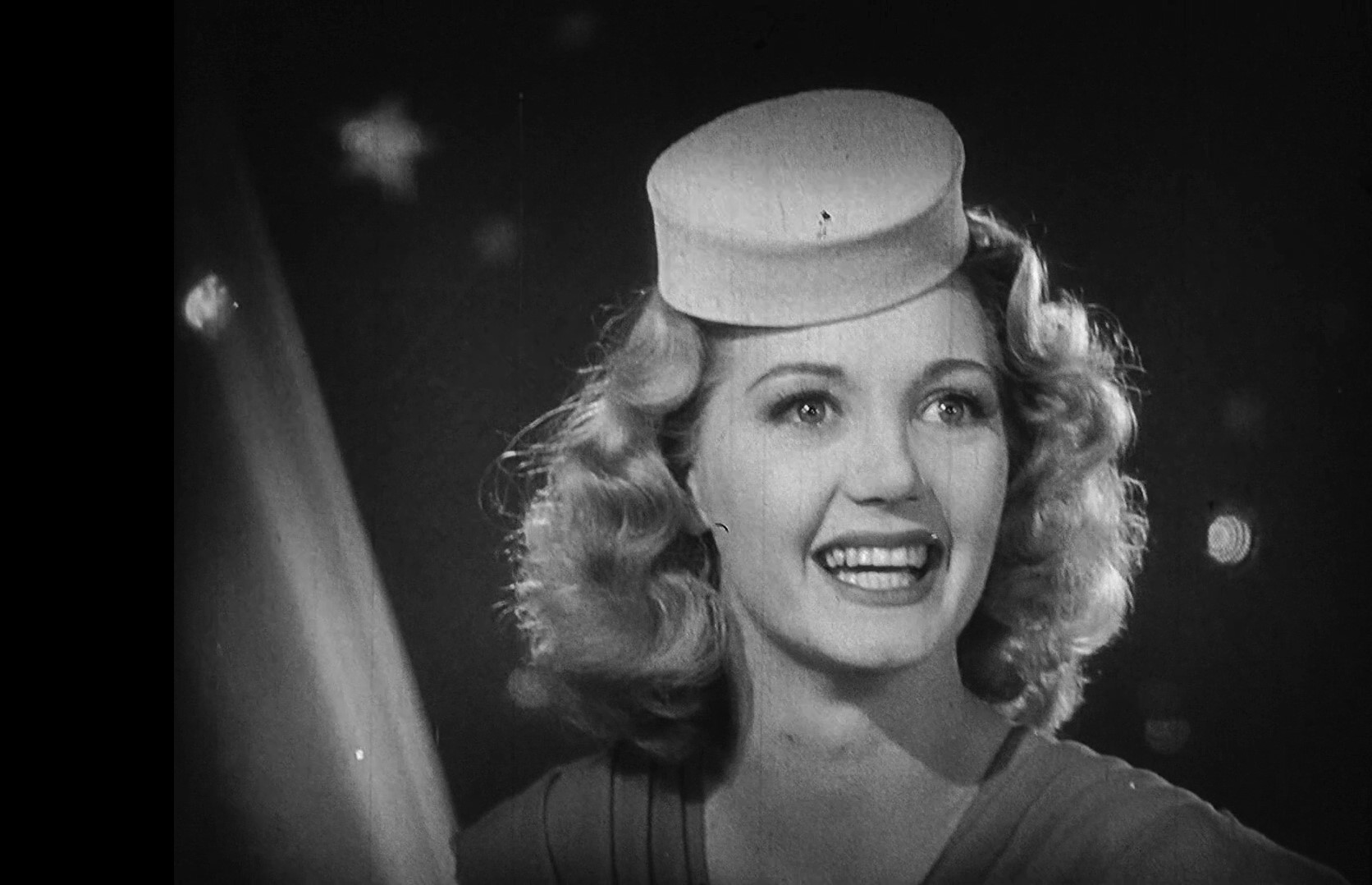 Mary Elliott in Heavenly Music (1943)