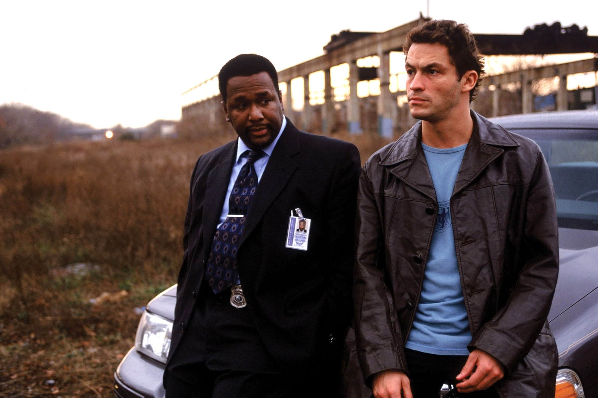 Wendell Pierce and Dominic West in The Wire (2002)