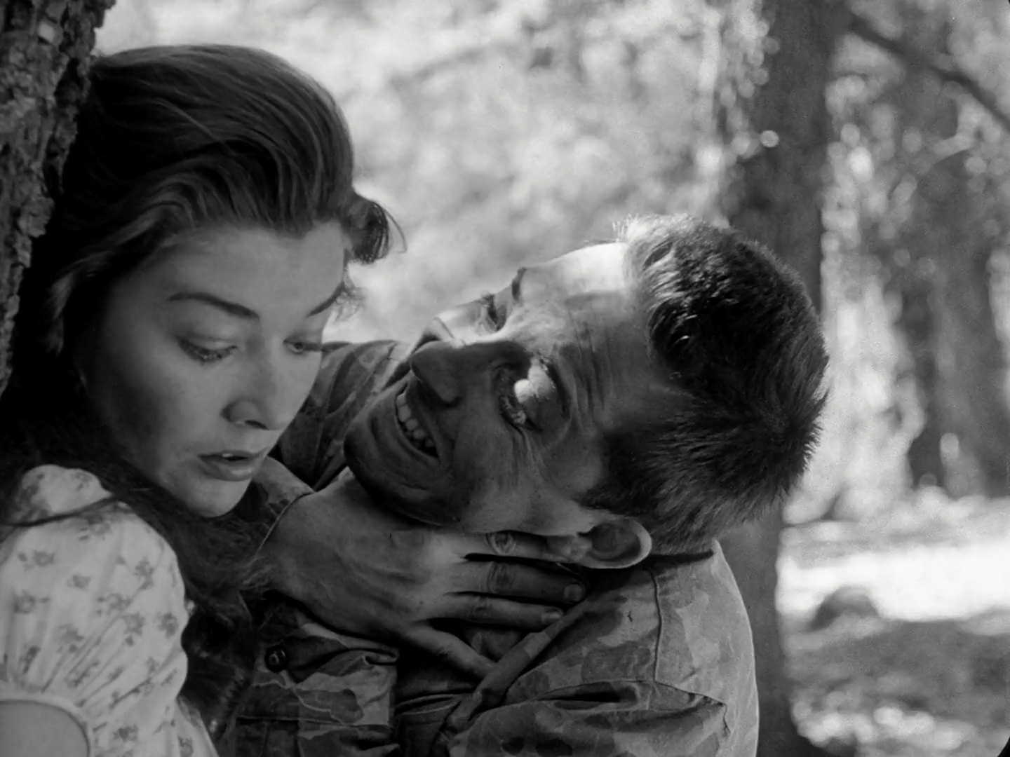 Paul Mazursky and Virginia Leith in Fear and Desire (1952)