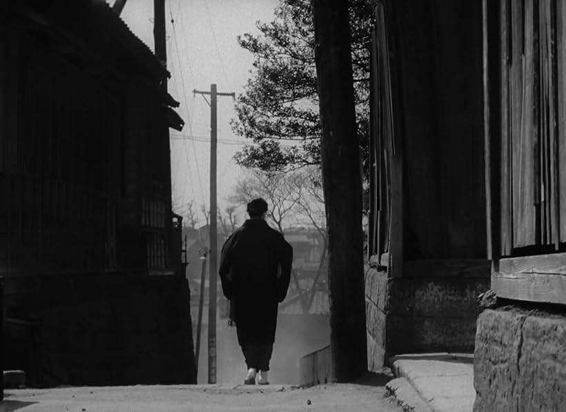 Isuzu Yamada in Tokyo Twilight (1957)