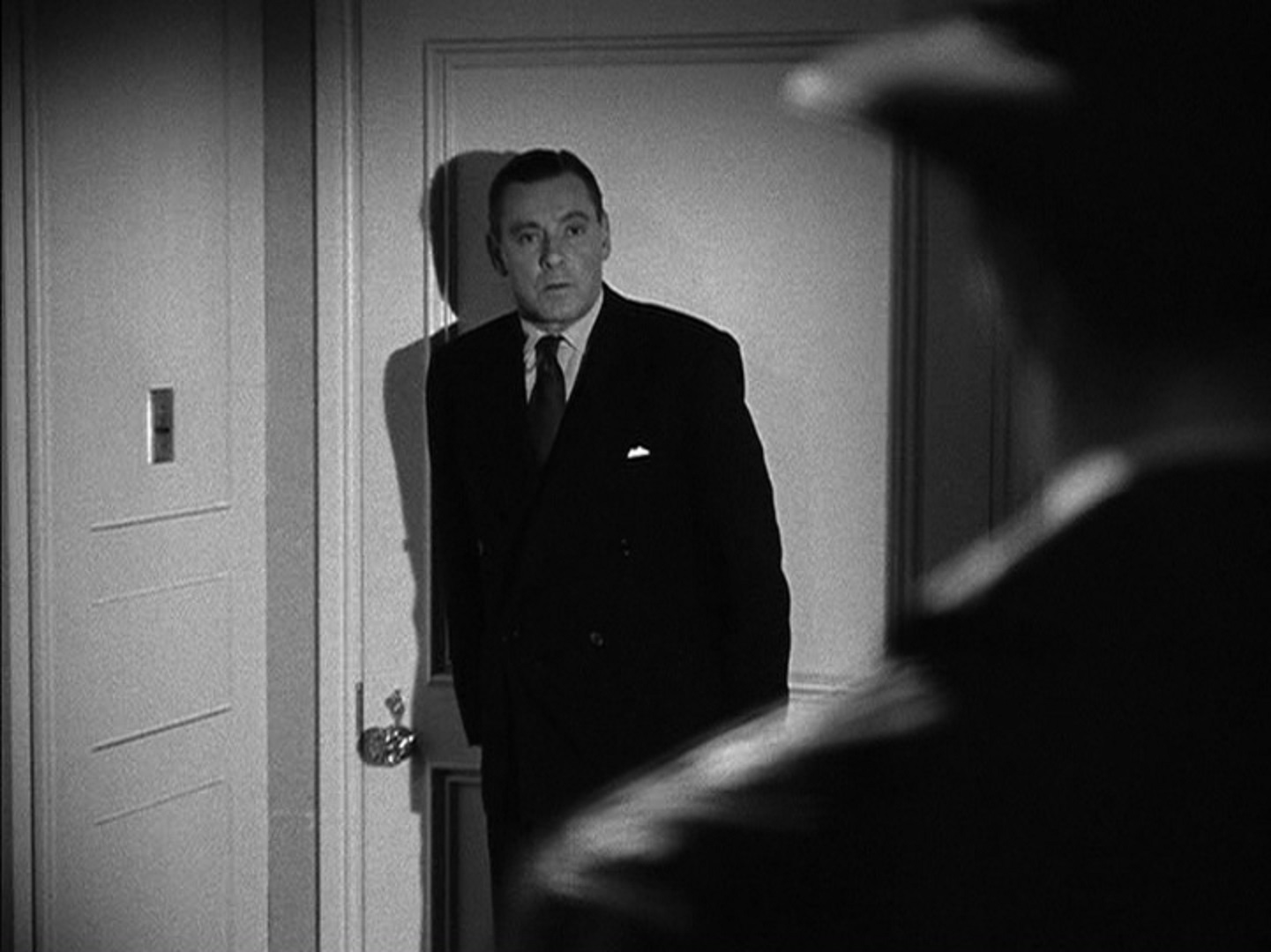 Herbert Marshall in High Wall (1947)