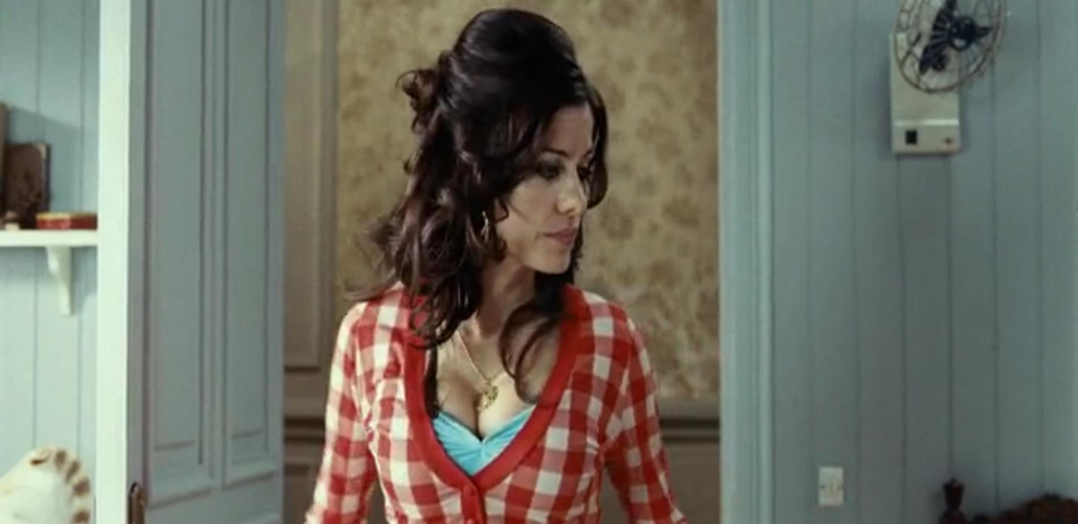 Alexandra Jiménez in Spanish Movie (2009)