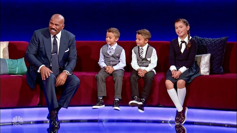 Steve Harvey and Allison Nordahl in Little Big Shots (2016)