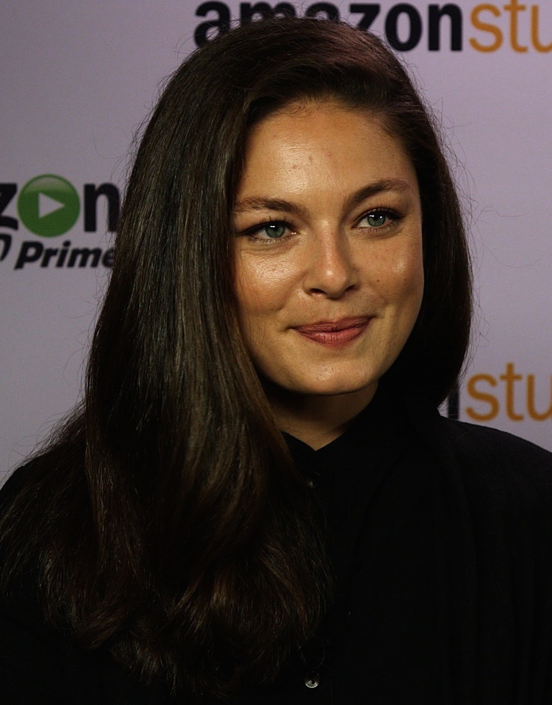 Alexa Davalos in IMDb: What to Watch (2013)