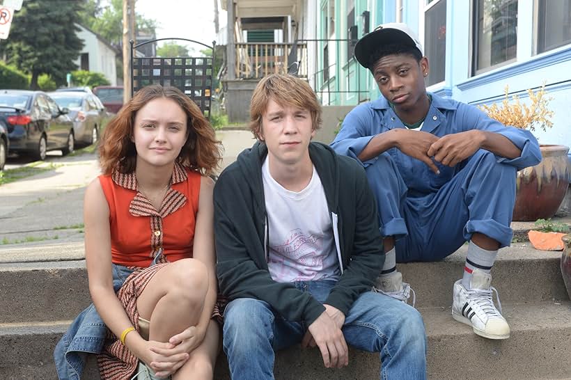 Thomas Mann, Olivia Cooke, and RJ Cyler in Me and Earl and the Dying Girl (2015)