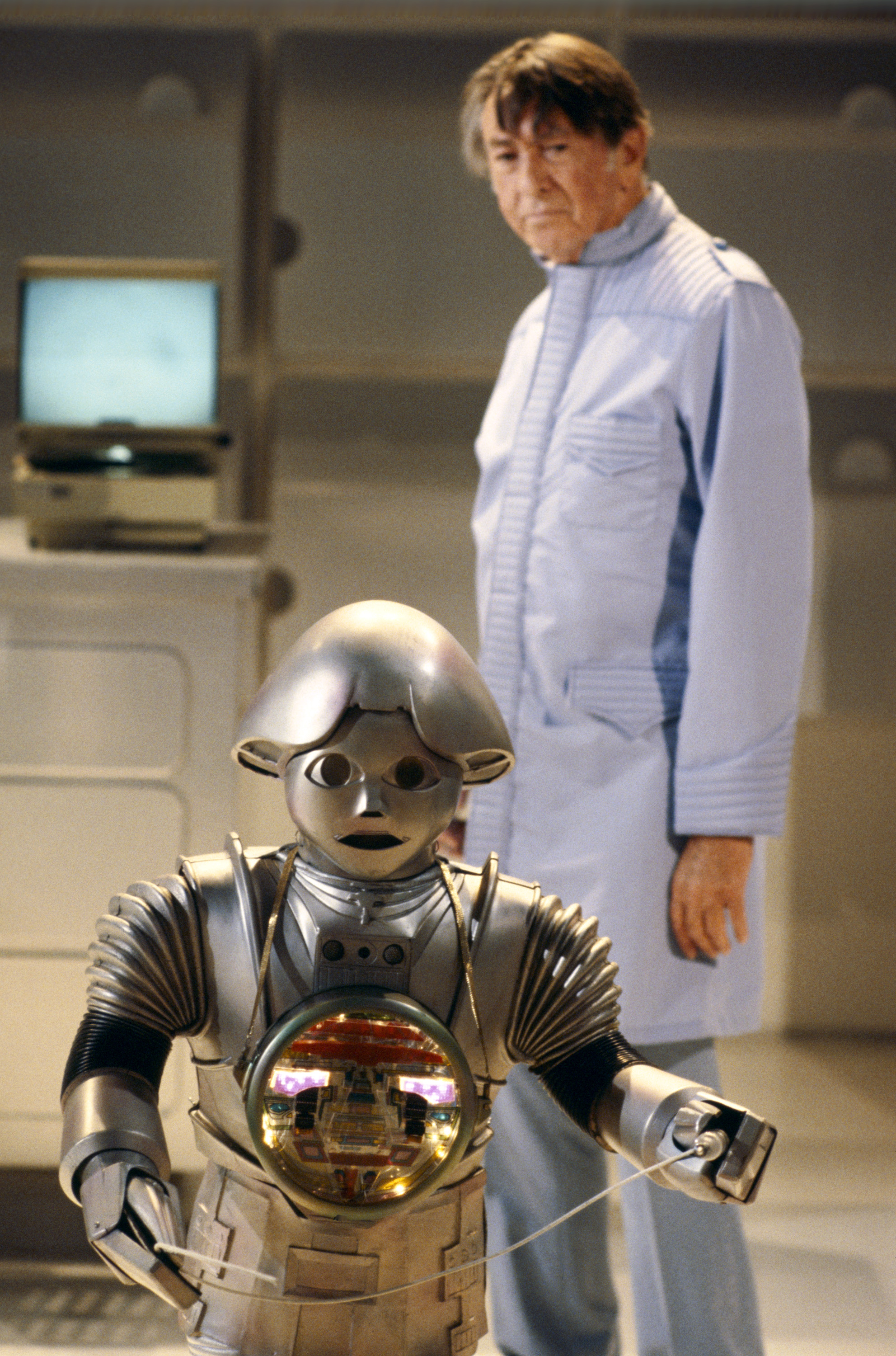 Mel Blanc, Eric Server, and Felix Silla in Buck Rogers in the 25th Century (1979)