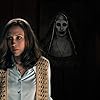 Bonnie Aarons and Vera Farmiga in The Conjuring 2 (2016)