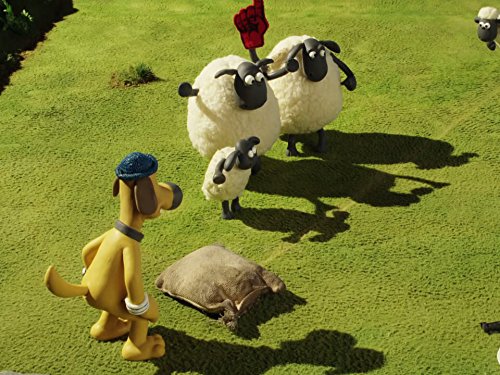 Simon Greenall, John Sparkes, and Justin Fletcher in Shaun the Sheep (2007)