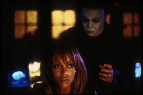 Tyra Banks and Brad Loree in Halloween: Resurrection (2002)