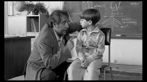 Martin (9), is put in charge of his class during the teacher's absence. He must write on the blackboard the names of those who speak. An easy job... until the class bully starts talking.