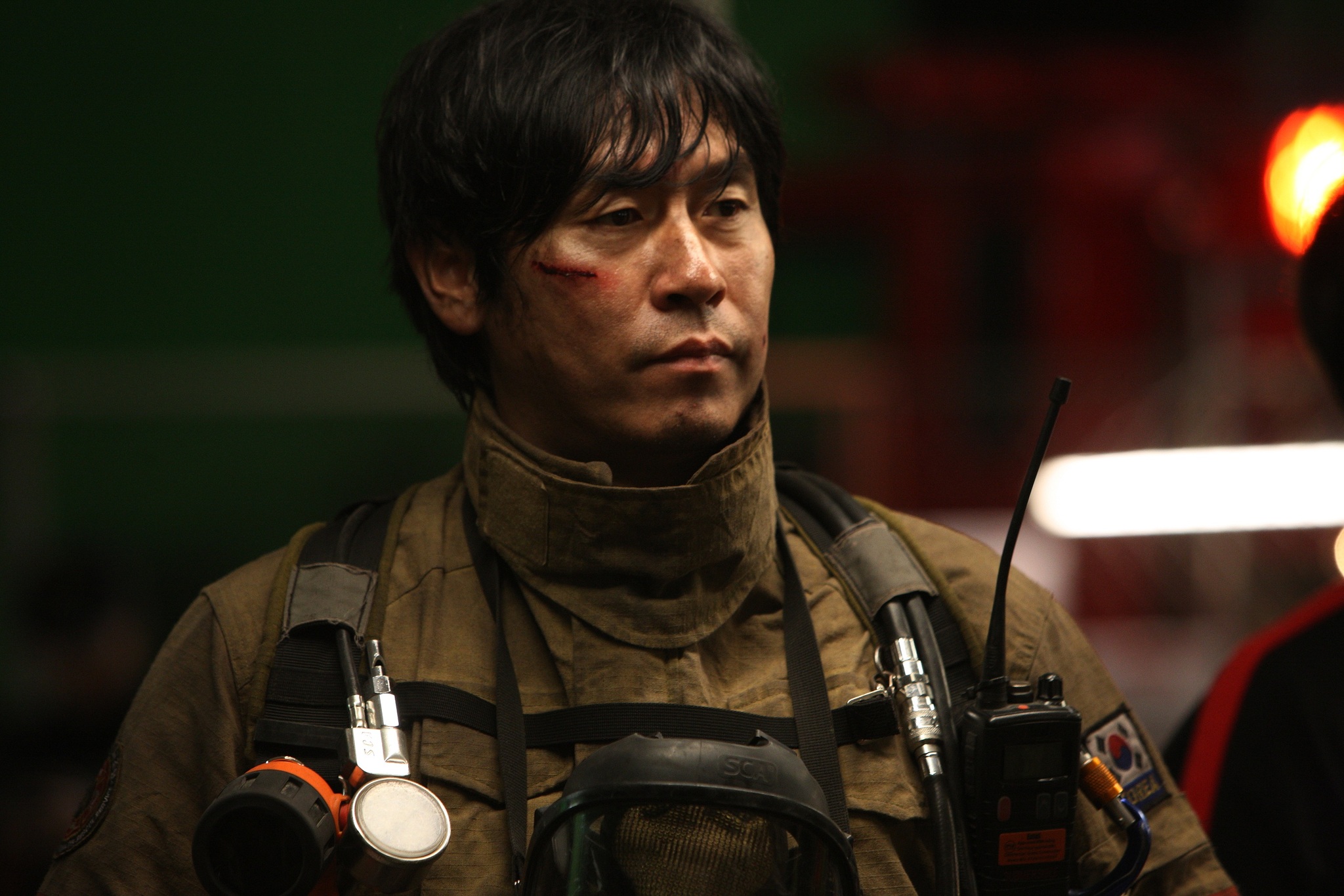 Sul Kyung-gu in The Tower (2012)