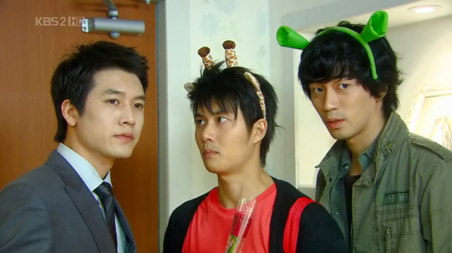 Jae Hee, Jo Hyeon-jae, and Sin Seong-rok in One Mom and Three Dads (2008)