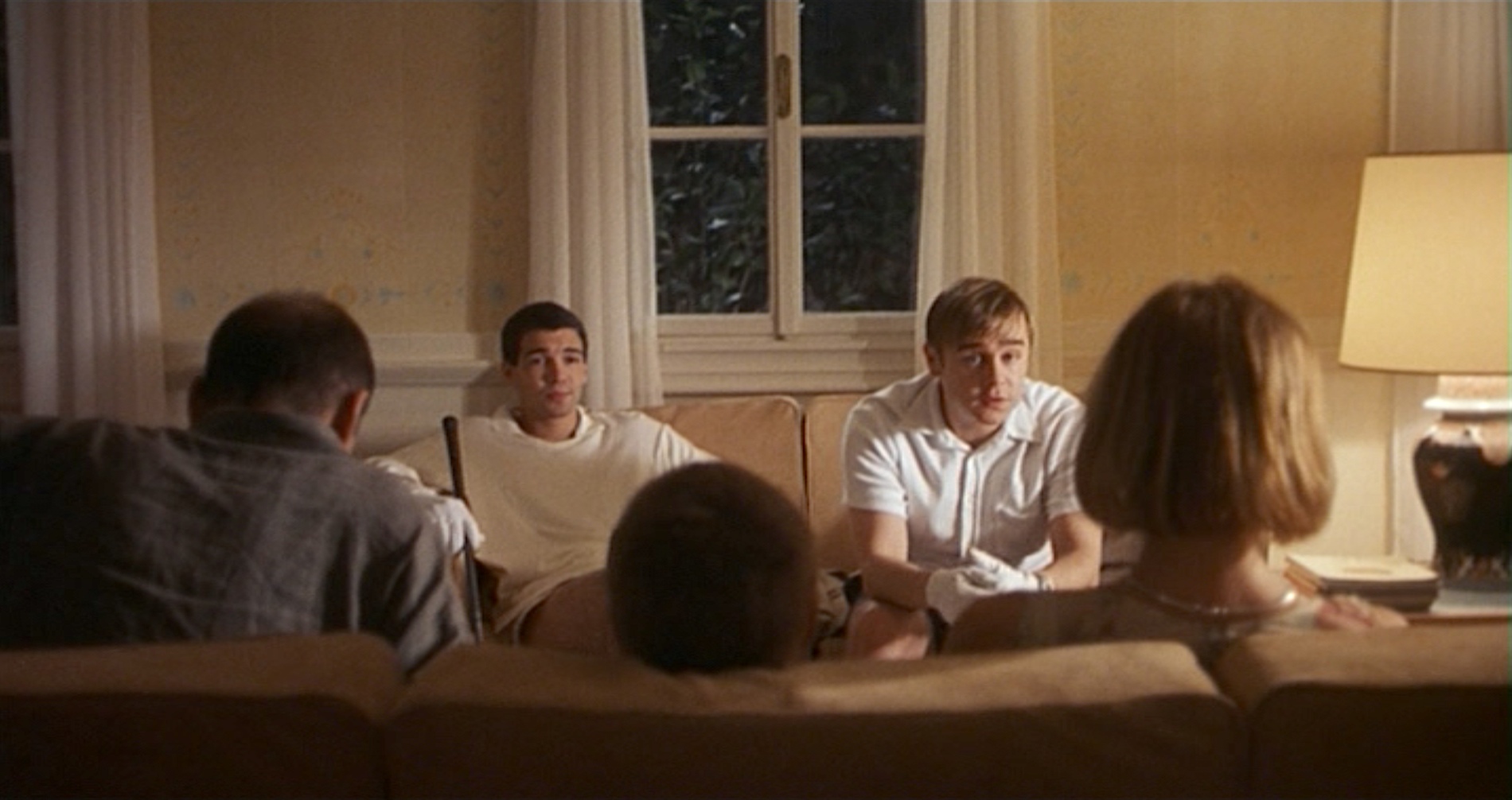 Stefan Clapczynski, Arno Frisch, Frank Giering, Susanne Lothar, and Ulrich Mühe in Funny Games (1997)