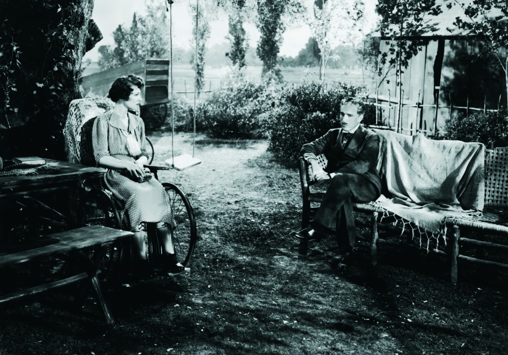 Charles Chaplin and Mady Correll in Monsieur Verdoux (1947)