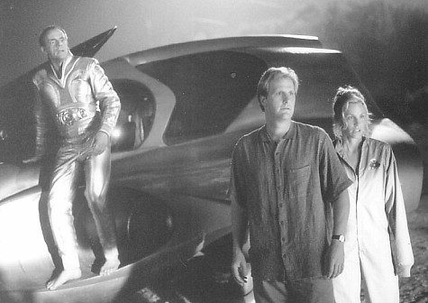 Daryl Hannah, Christopher Lloyd, and Jeff Daniels in My Favorite Martian (1999)