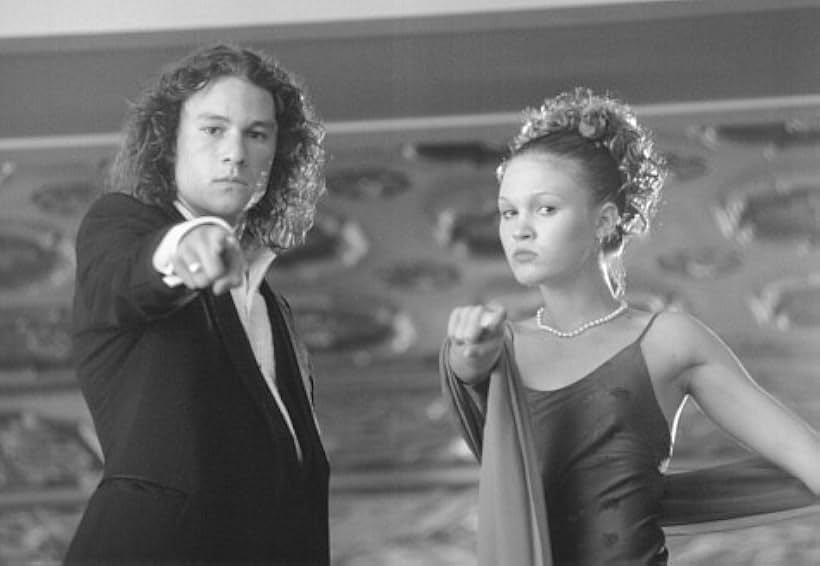 Heath Ledger and Julia Stiles in 10 Things I Hate About You (1999)