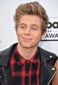 Primary photo for Luke Hemmings