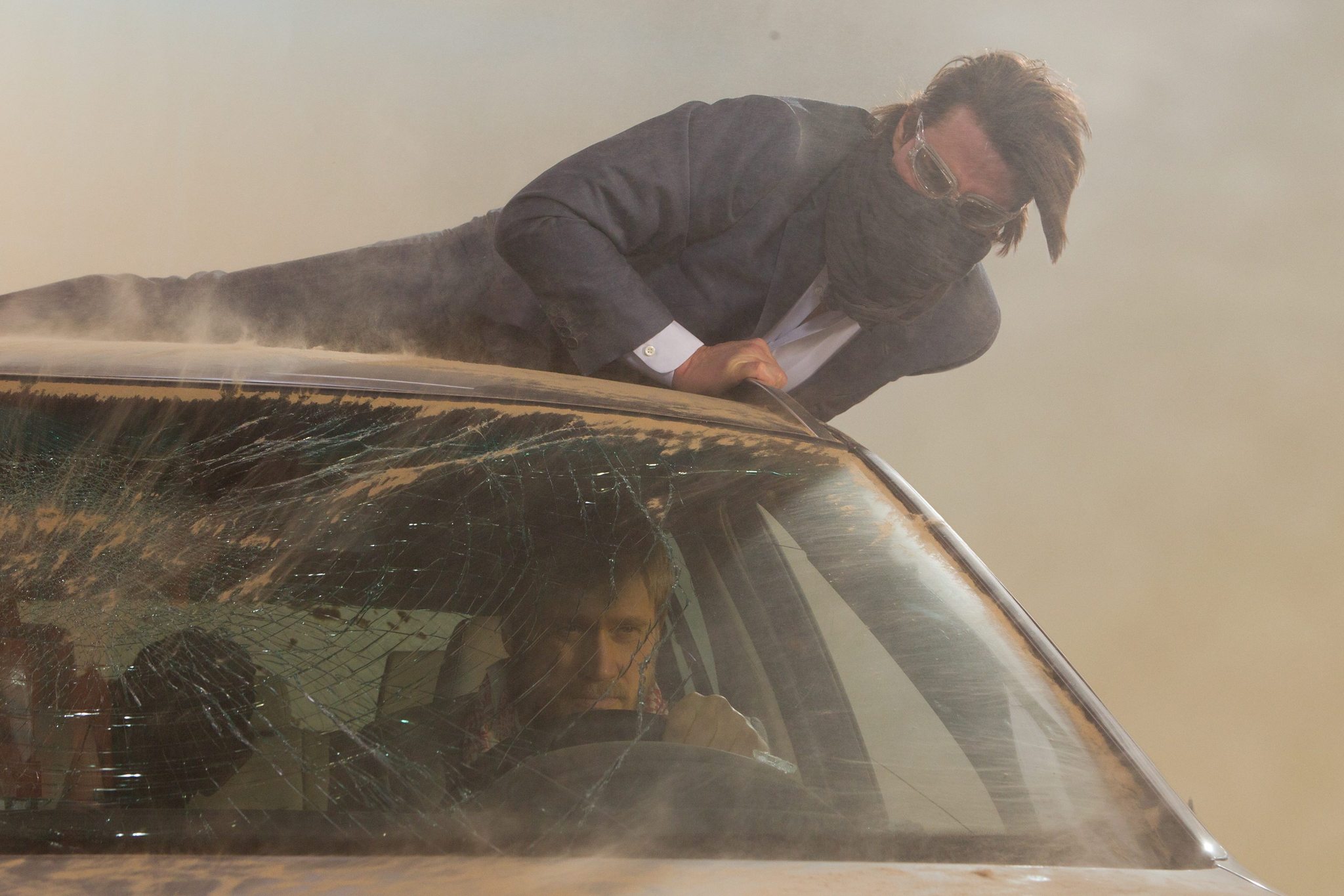 Tom Cruise and Samuli Edelmann in Mission: Impossible - Ghost Protocol (2011)