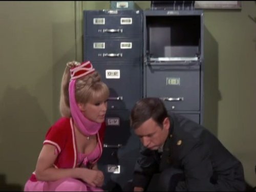 Barbara Eden and Bill Daily in I Dream of Jeannie (1965)