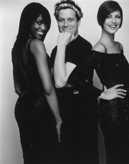 Naomi Campbell, Linda Evangelista, and Isaac Mizrahi in Unzipped (1995)