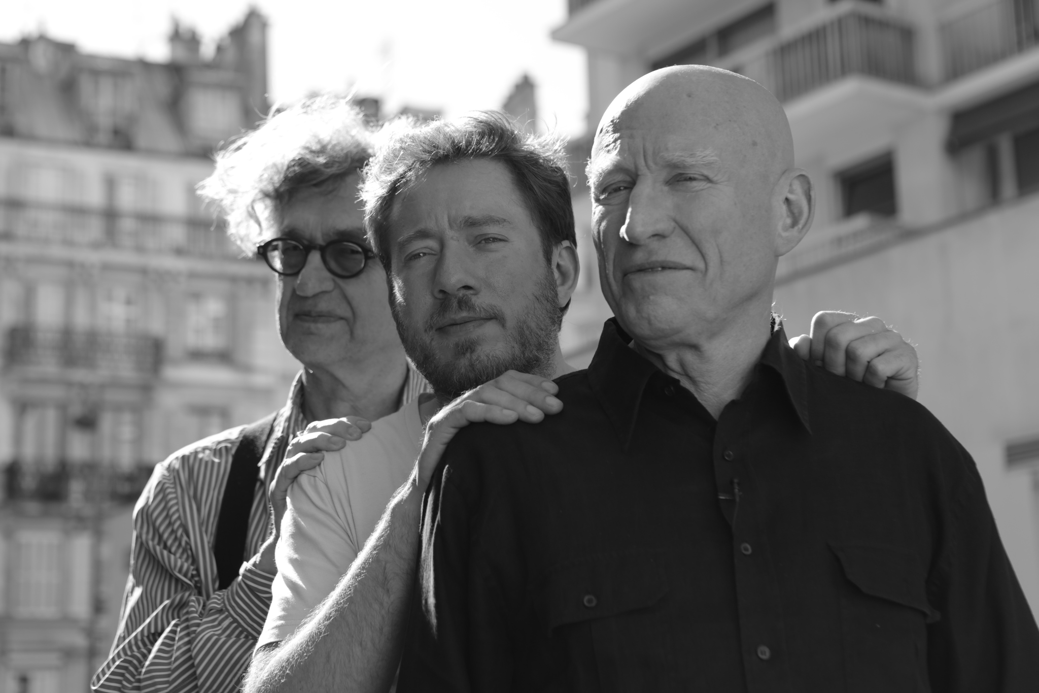 Wim Wenders, Sebastião Salgado, and Juliano Ribeiro Salgado in The Salt of the Earth (2014)