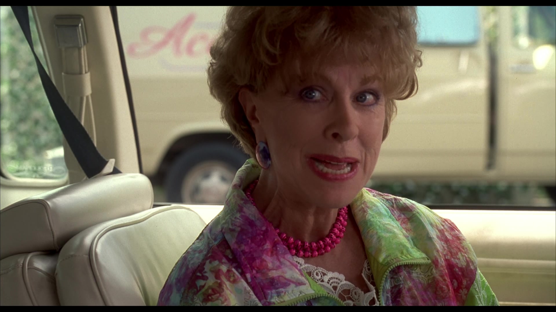 Christina Pickles in The Wedding Singer (1998)