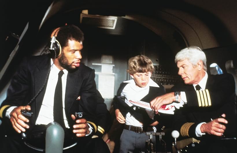 Kareem Abdul-Jabbar, Peter Graves, and Rossie Harris in Airplane! (1980)