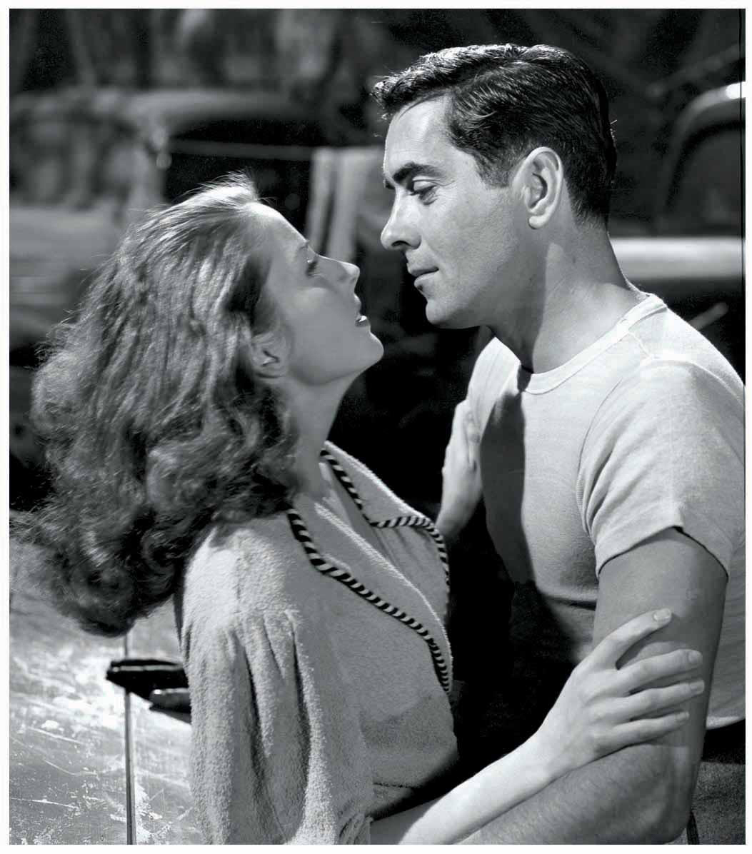 Tyrone Power and Coleen Gray in Nightmare Alley (1947)