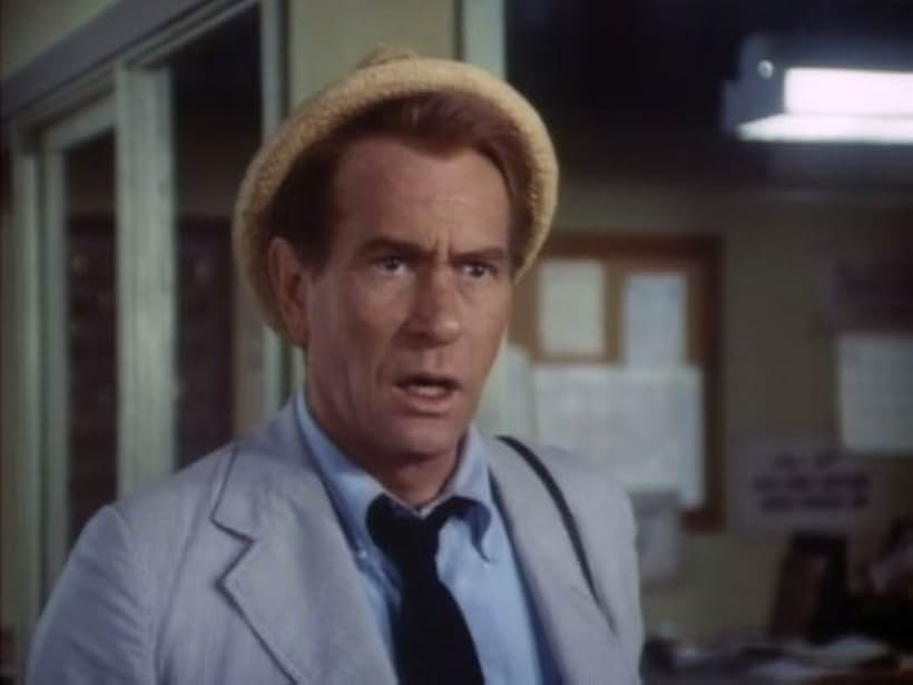 Darren McGavin in Kolchak: The Night Stalker (1974)