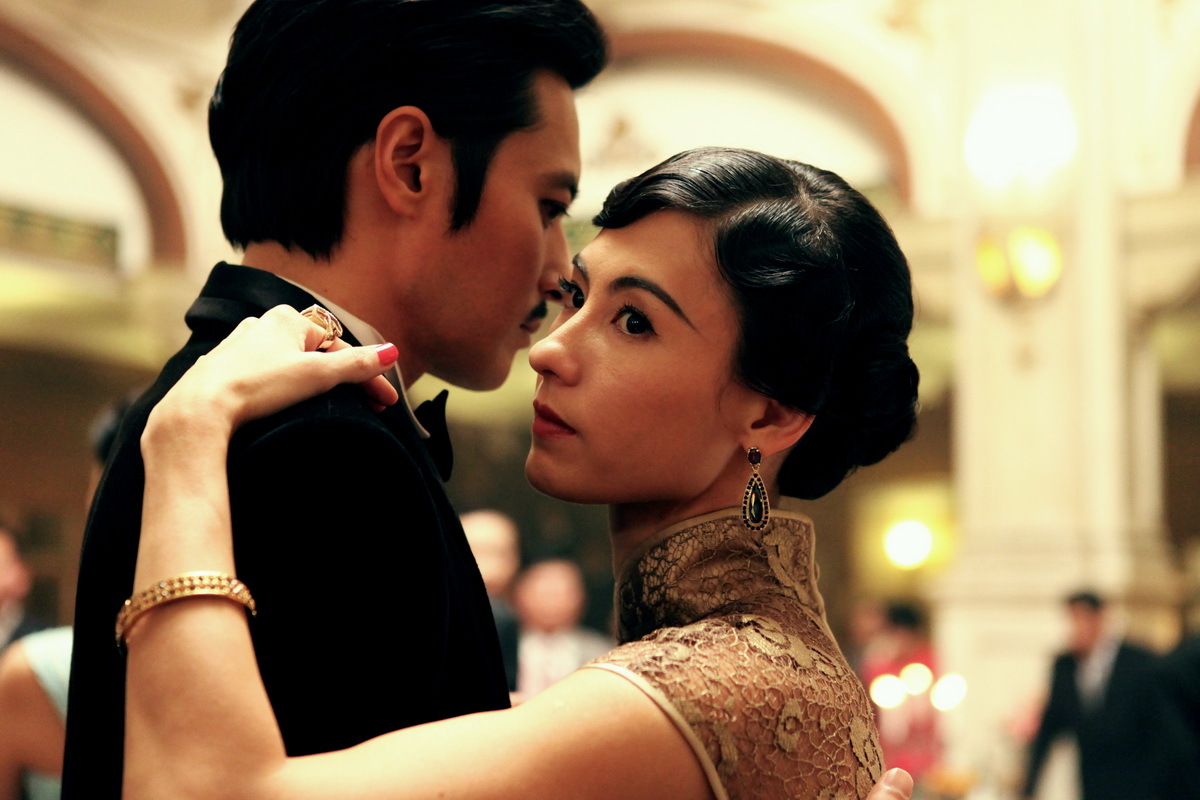 Cecilia Cheung and Jang Dong-gun in Dangerous Liaisons (2012)