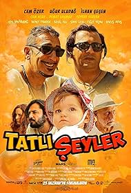 Cem Özer, Ilhan Sesen, Ugur Uludag, Demet Tuncer, and Sami Dündar in Tatli Seyler (2017)