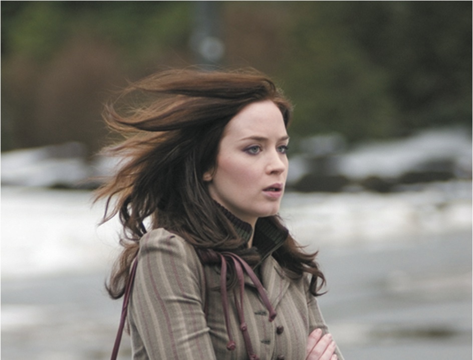 Emily Blunt in Wind Chill (2007)