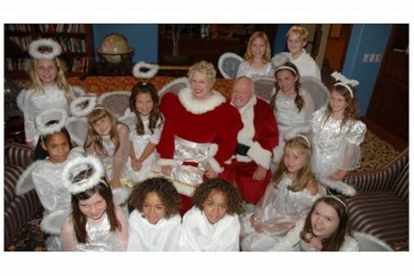 Mickey Rooney, Jan Rooney, Jamey Geston, Megan Ashley, London Freeman, Cody Benjamin Lee, Brody Nicholas Lee, Madyson Graham, Kailey Nicole, Paige McCauley, Taylor Billingslea, Eden Lederer, Kelsey Lee Smith, Shea Carothers, and Megan Rebelo in Wreck the Halls (2008)