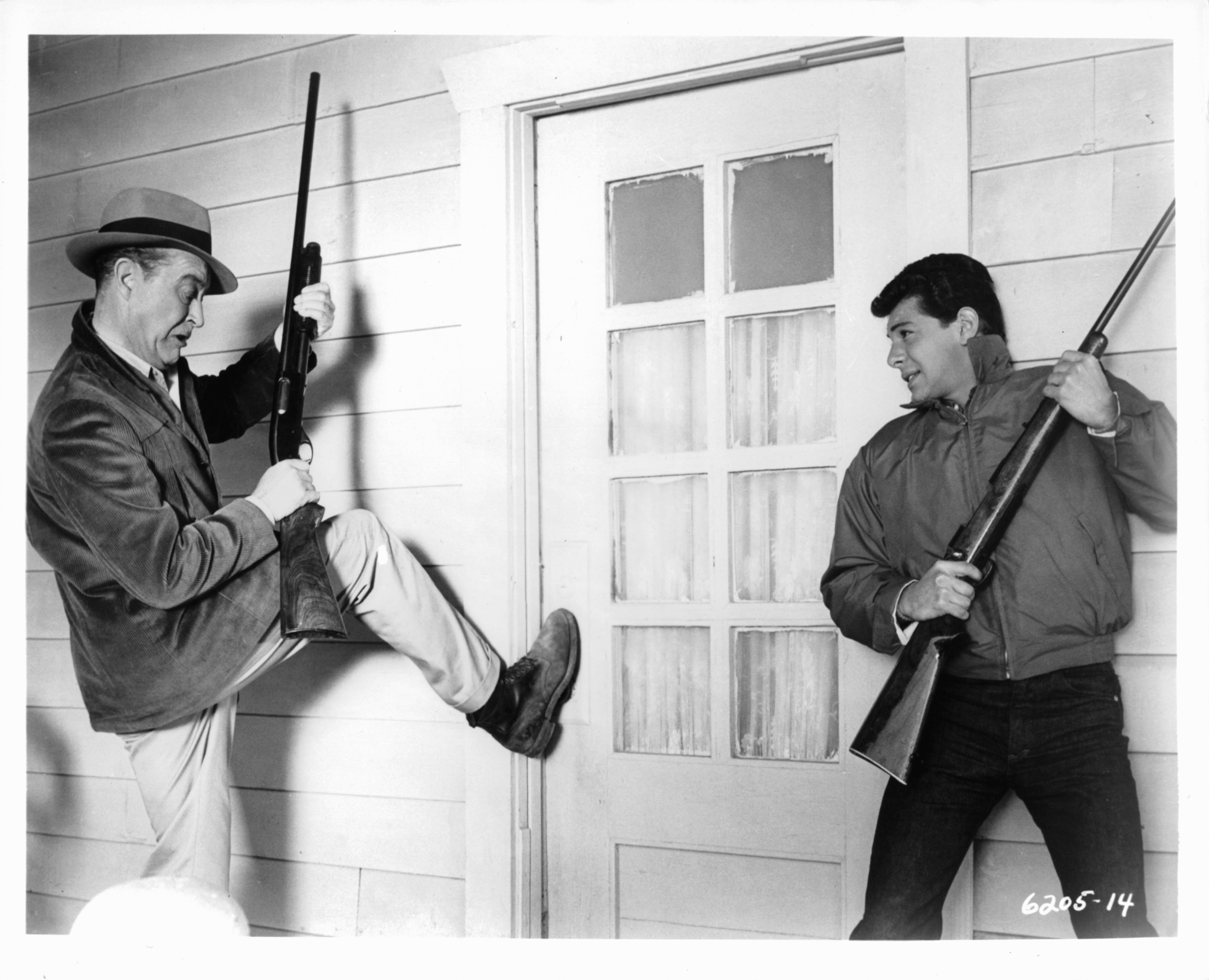 Frankie Avalon and Ray Milland in Panic in Year Zero! (1962)