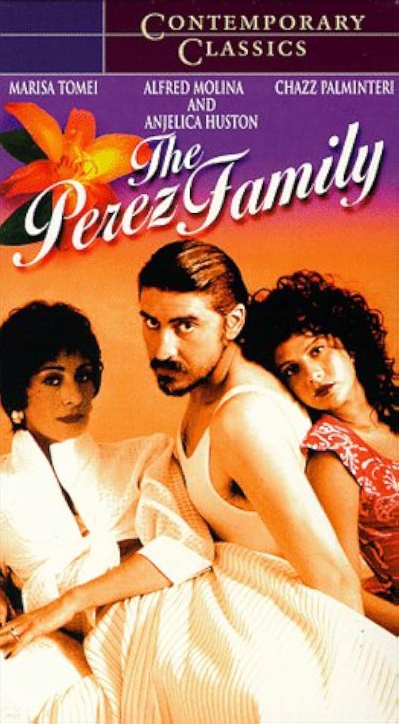 Alfred Molina, Marisa Tomei, and Anjelica Huston in The Perez Family (1995)