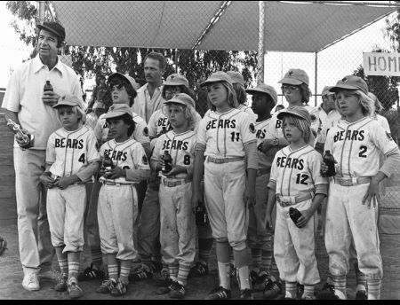 "Bad News Bears" Walter Matthau, Quinn Smith,George Gonzales, Tatum O'Neal, Eric Blunt,Chris Barnes,David Pollock 1976 Paramount