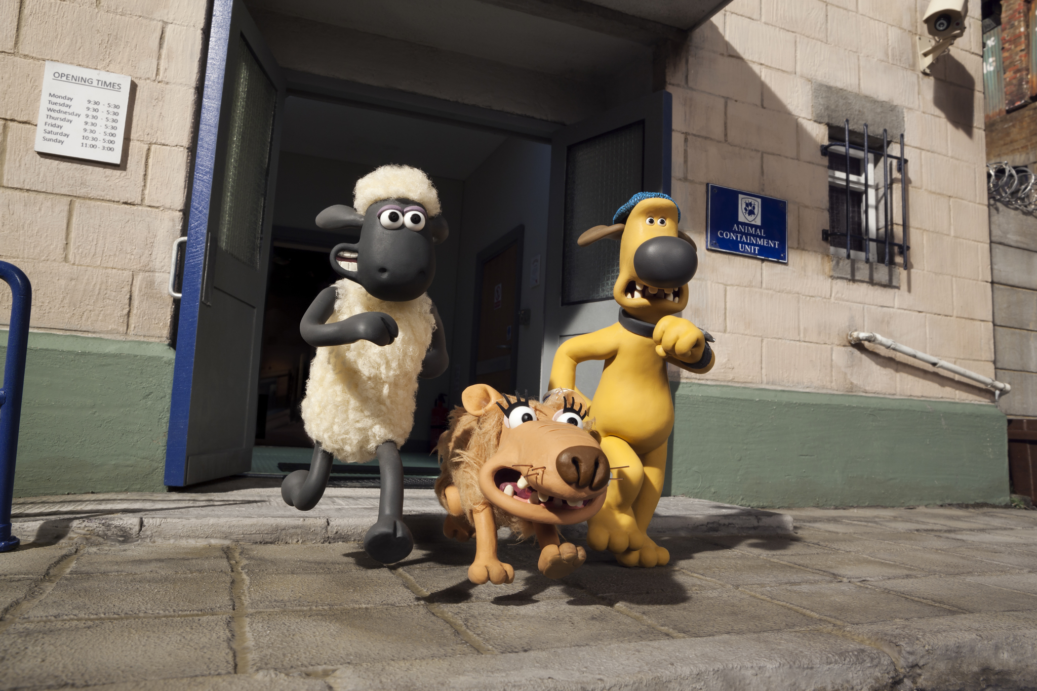 Tim Hands, John Sparkes, and Justin Fletcher in Shaun the Sheep Movie (2015)