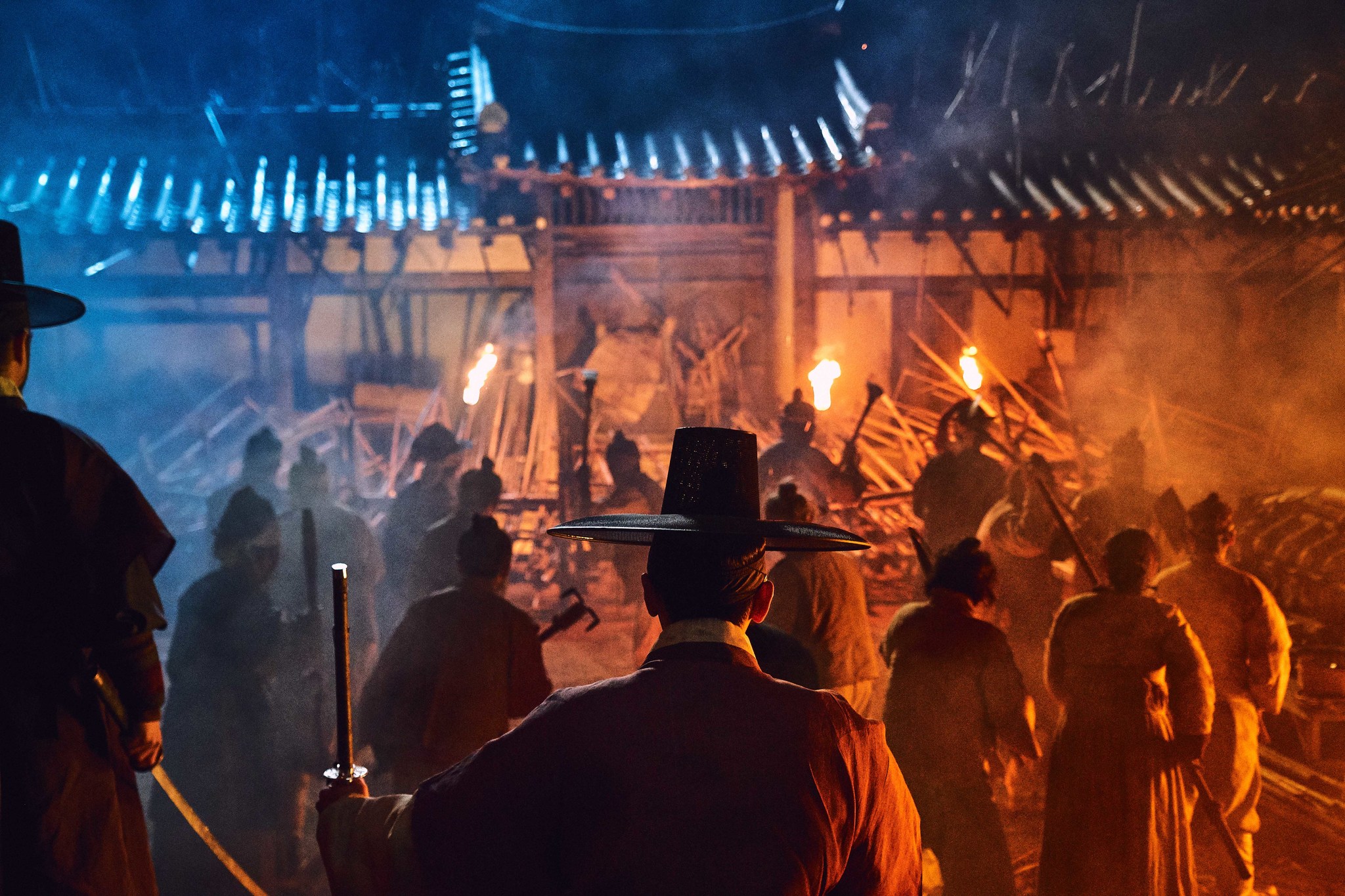 Ju Ji-hoon in Kingdom (2019)