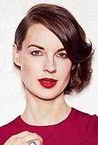 Jessica Raine