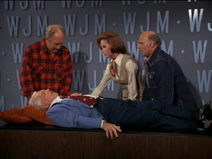 Mary Tyler Moore, Ted Knight, Gavin MacLeod, and Paul Sorensen in The Mary Tyler Moore Show (1970)