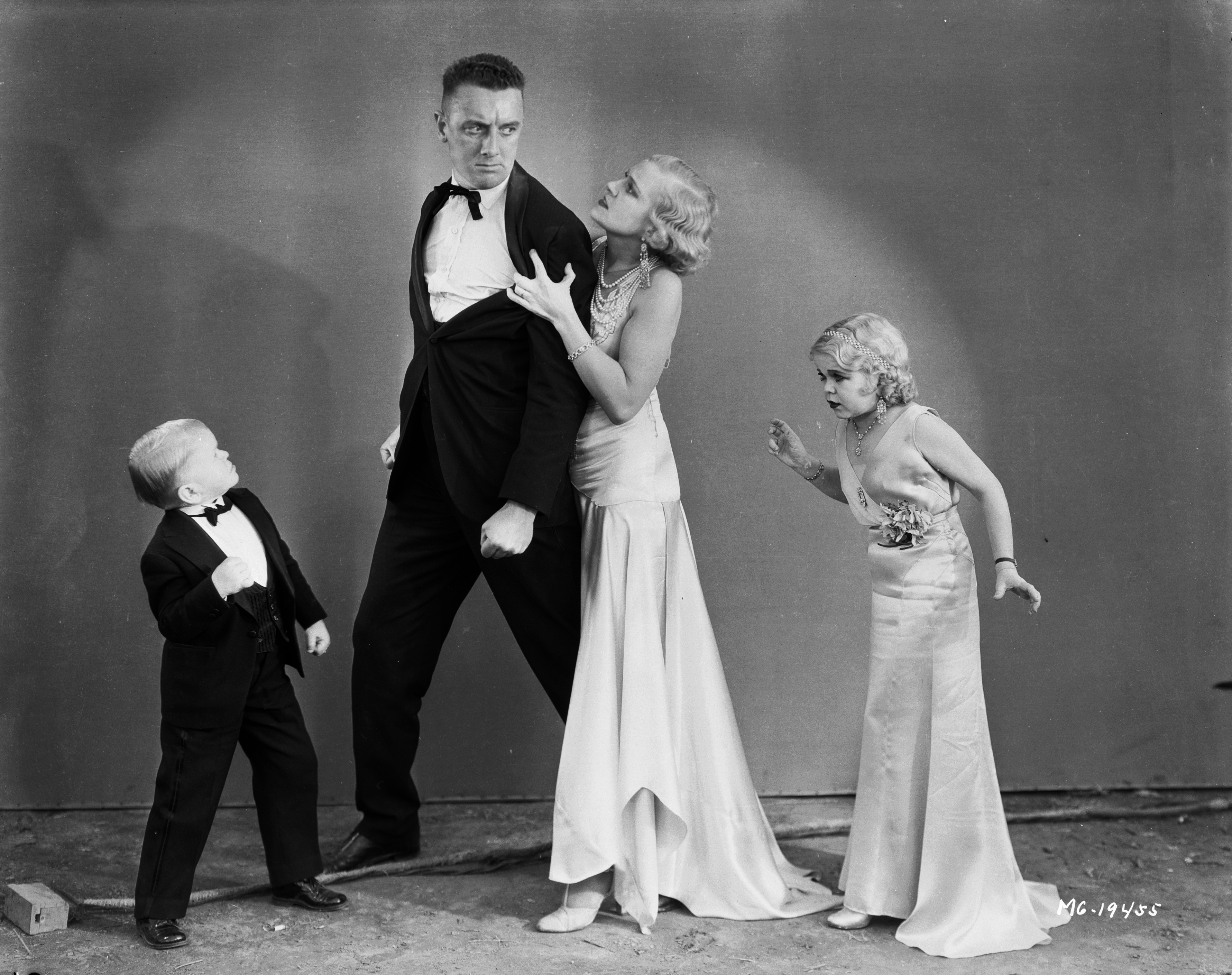 Olga Baclanova, Daisy Earles, Harry Earles, and Henry Victor in Freaks (1932)